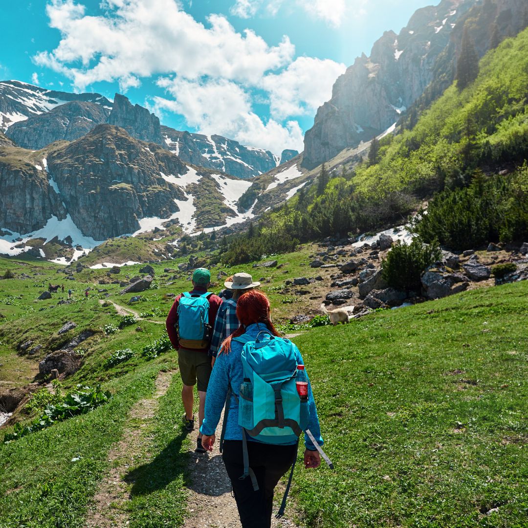 img of people on a hike