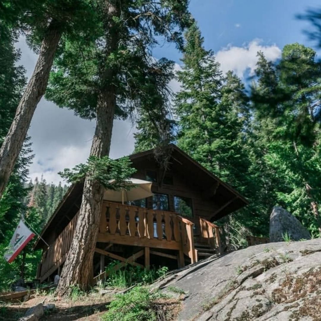 How to Plan the Perfect Romantic Mountain Getaway Image 2.jpg
